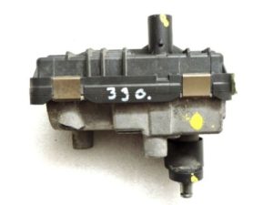 Rezerves daļai BMW 3.0D N57 turbokompresora piedziņas vadības bloks 6NW010430-02