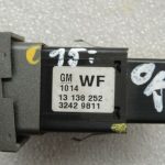 Opel Vectra C Signum priekšējais labais stiz sildītājs Sēdekļa sildītāja sildītāja slēdzis 13138252 WF