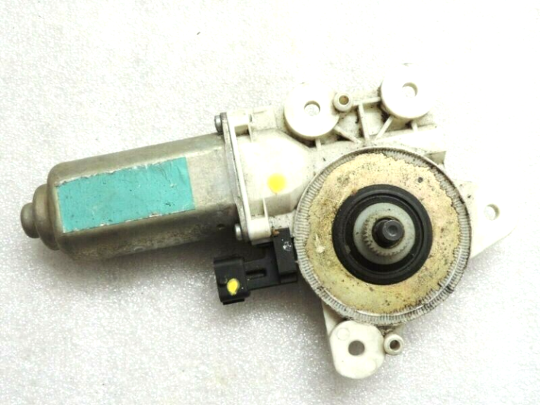 Saab 9-3 93 YS3F Logu regulatora motors Logu regulatora piedziņa aizmugurējā kreisā pusē