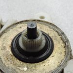 Saab 9-3 93 YS3F Logu regulatora motors Logu regulatora piedziņa aizmugurējā kreisā pusē