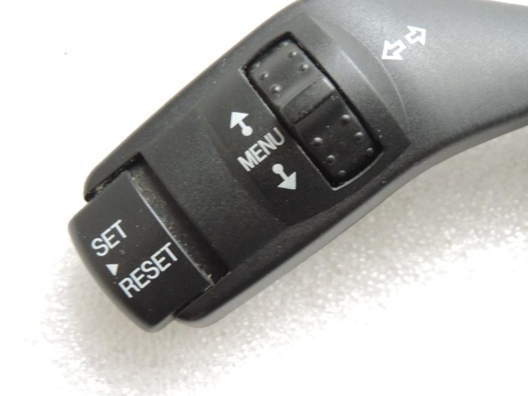 Ford Focus II C-Max Kuga I Pagrieziena signāla slēdzis kruīza kontrole 4M5T13335BD 1362588
