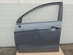 Chevrolet Captiva Door Front Left Door Front Left Color GJD Thunder Gray
