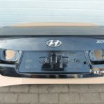 Hyundai Sonata V aizmugurējā bagāžnieka vāka bagāžnieka krāsa melna EB