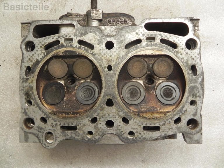 Subaru Impreza II GD RS 2.5i 16v cilindra galva Kreisā cilindra galva EJ25 NA SOHC