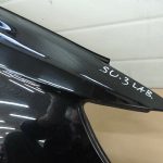Subaru Legacy IV dubļusargs priekšējais labās puses krāsa 32J melns