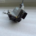 Peugeot 2008 Aizmugurējā labās puses durvju slēdzene Bloķēšanas mehānisms 9688080980