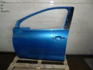 Peugeot 208 5-durvju priekšējā kreisā krāsa Zila KGW PAINT pelēka durvju priekšējā kreisā krāsa
