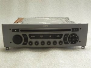 Peugeot 308 SW car radio CD player MP3 96650206XH 657959