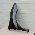 Peugeot 3008 Priekšējais labais spārns 7841Z1 KTV – BLACK PEARL PAINT