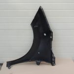 Peugeot 3008 Priekšējais labais spārns 7841Z1 KTV – BLACK PEARL PAINT