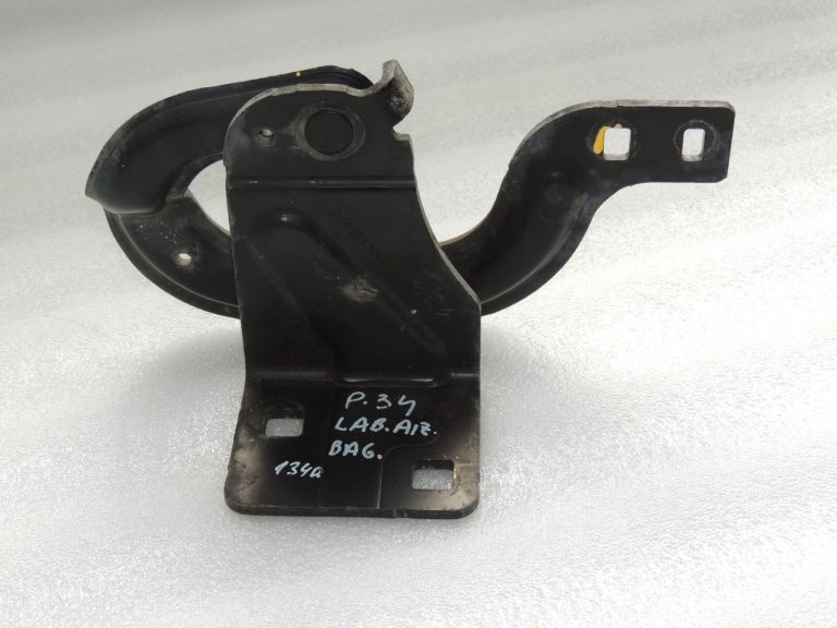 Peugeot 3008 I Aizmugurējo durvju eņģes aizmugurējās labās 9683213680 8613F5