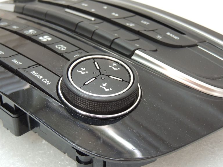 Peugeot 508 I Radio gaisa kondicionētājs gaisa kondicionēšanas vadības bloks vadības bloks 98023795XZ
