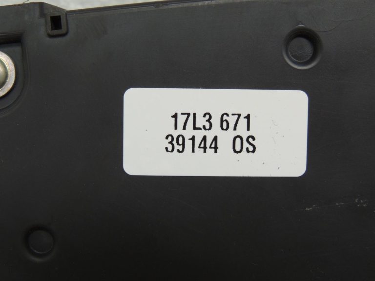 Peugeot 508 I Drošinātāju bloks Vadības bloks Drošinātāju bloks BSI-Q05-00 9664992380
