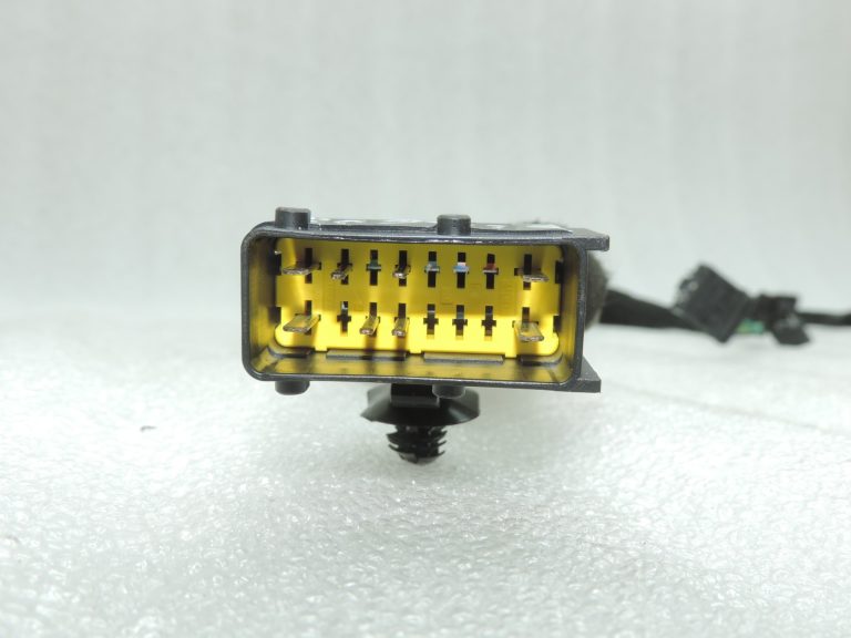 Oriģinālā Peugeot 508 I (8D) centrālās konsoles vadu instalācija 9675214980, 96 752 149 80