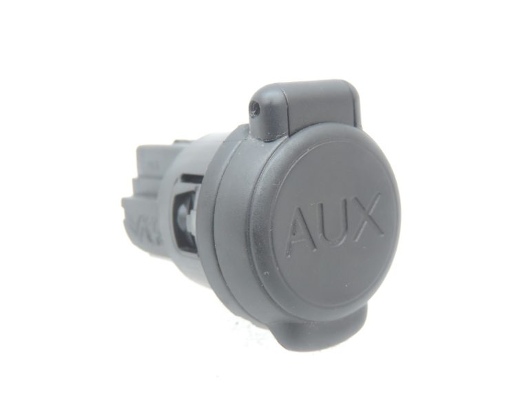 Oriģinālā Peugeot 508 I (8D) AUX un USB savienojuma ligzda 6574JV, 96645227ZD