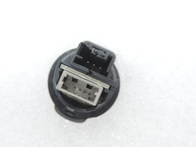 Oriģinālā Peugeot 508 I (8D) AUX un USB savienojuma ligzda 6574JV, 96645227ZD