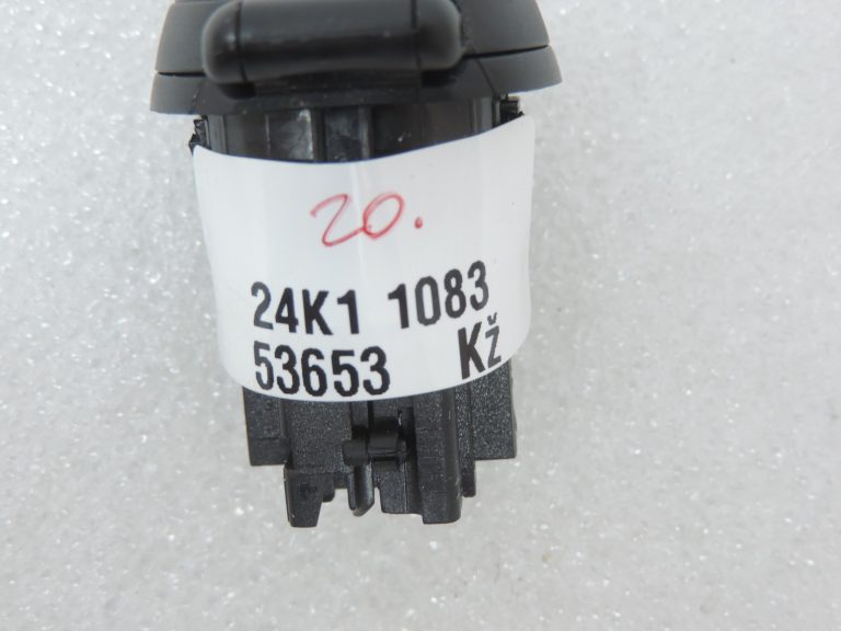 Oriģinālā Peugeot 508 I (8D) AUX un USB savienojuma ligzda 6574JV, 96645227ZD