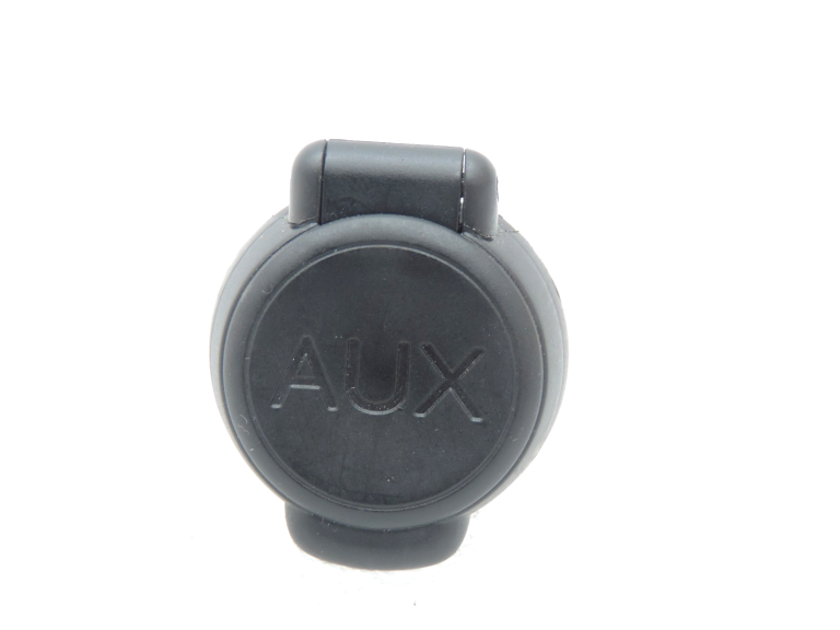 Oriģinālā Peugeot 508 I (8D) AUX un USB savienojuma ligzda 6574JV, 96645227ZD