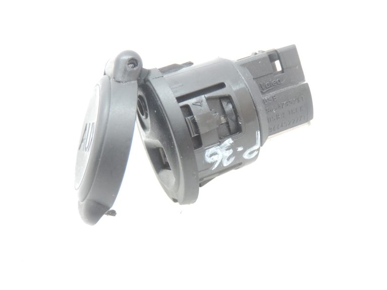 Oriģinālā Peugeot 508 I (8D) AUX un USB savienojuma ligzda 6574JV, 96645227ZD