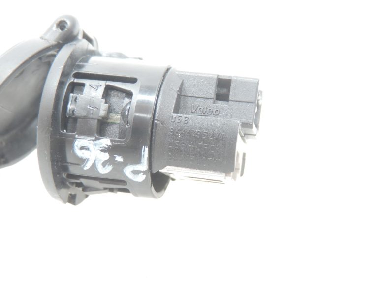 Oriģinālā Peugeot 508 I (8D) AUX un USB savienojuma ligzda 6574JV, 96645227ZD