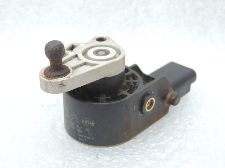 Oriģinālais Peugeot 508 I Citroen C5 III aizmugurējais līmeņa sensors 5273J9, 9663696880