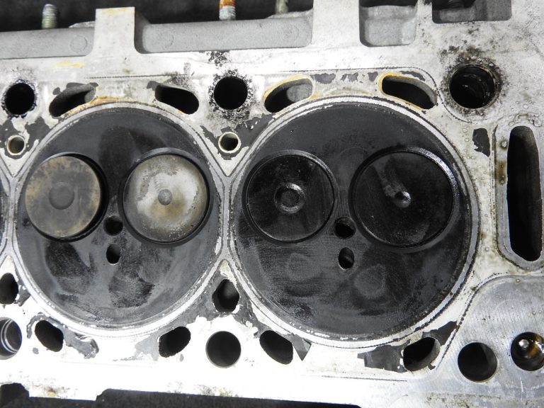 Citroen Peugeot 2.0 HDI 9633750210 200GN 0801T5 cilindra galva.