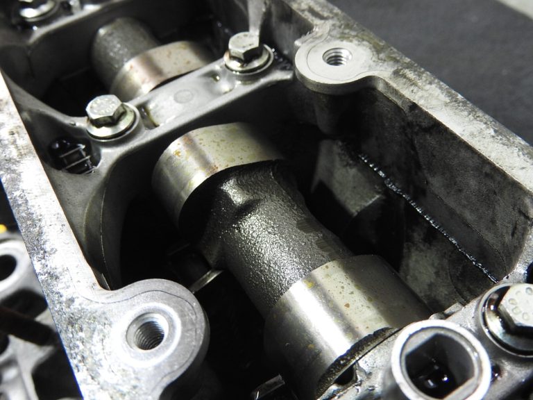Citroen Peugeot 2.0 HDI 9633750210 200GN 0801T5 cilindra galva.