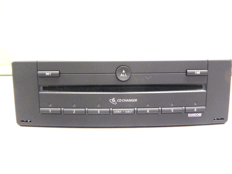 Renault Laguna 2 II Facelift Changer 6 nodalījumi 8200290680 6CD CD Changer Random