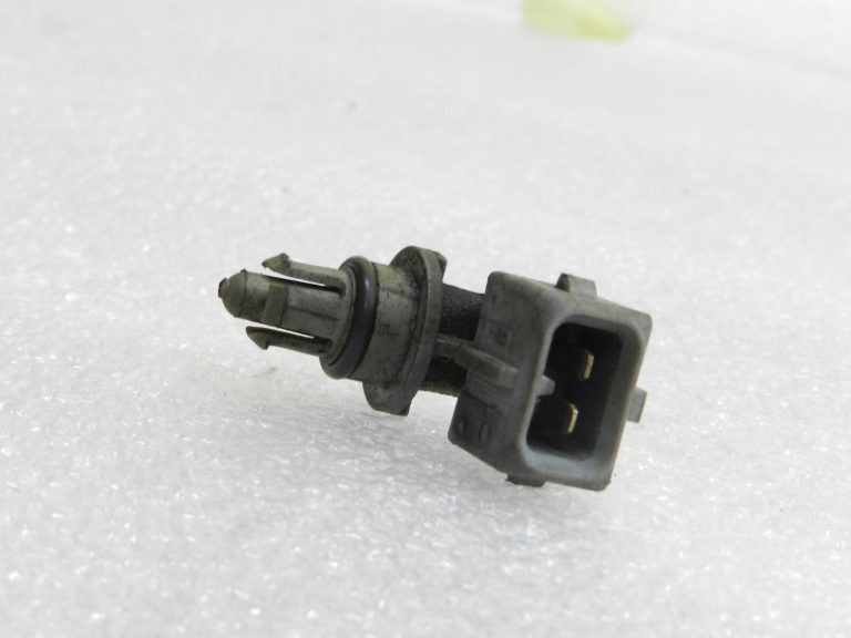 Renault Dacia oriģinālais ieplūdes kolektora ieplūdes temperatūras sensors H77104077