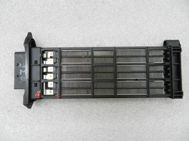 Renault Grand Scenic III siltummainis radiatora sildelements CTP 1000W