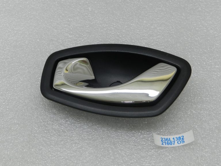 Renault Grand Scenic III Priekšējo aizmugurējo kreiso durvju rokturis iekšpusē 826730001R