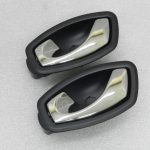 Renault Grand Scenic III Priekšējo aizmugurējo kreiso durvju rokturis iekšpusē 826730001R