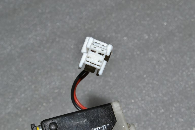 Renault Trafic III stūres kolonnas slēdža indikatora slēdzis gaismas slēdzis 255679704R