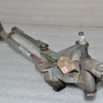 Renault Trafic III Vivaro B Stikla tīrītāju savienojums Stikla tīrītāju motors 288004907R 0390243508