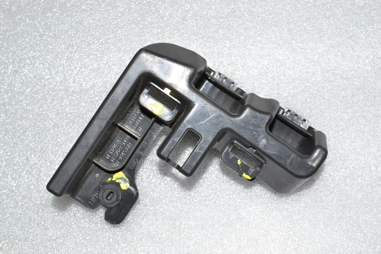 Renault Trafic III sēdekļu pārvalks Stiprinājuma paneļi 871229902R 93453919