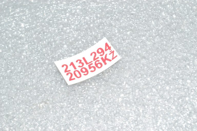 Renault Trafic III Vivaro B Oriģinālais oriģinālais oriģinālais bampera atstarotāju pāris 7700353184