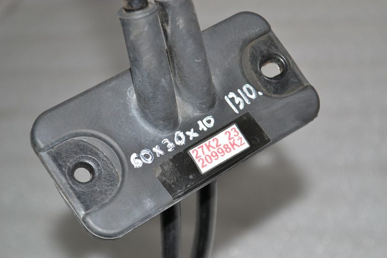Renault Trafic III 1.6 dCi pārnesumkārbas sviras trose 349359296R