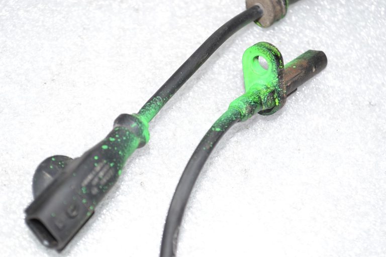 Renault Trafic III Opel Vivaro B aizmugurējais ABS sensors Oriģinālais 479004618R 93868516