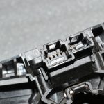 Renault Trafic III slīdēšanas gredzena stūres slēdzenes kronšteins 255679704R 8201168027