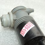 Renault Trafic III Opel Vivaro B Mazgāšanas ūdens sūknis ar kontaktdakšu 289205649R 93450303
