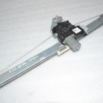 Renault Trafic III Vivaro B Oriģinālais logu regulators ar motoru 807216280R 93867659