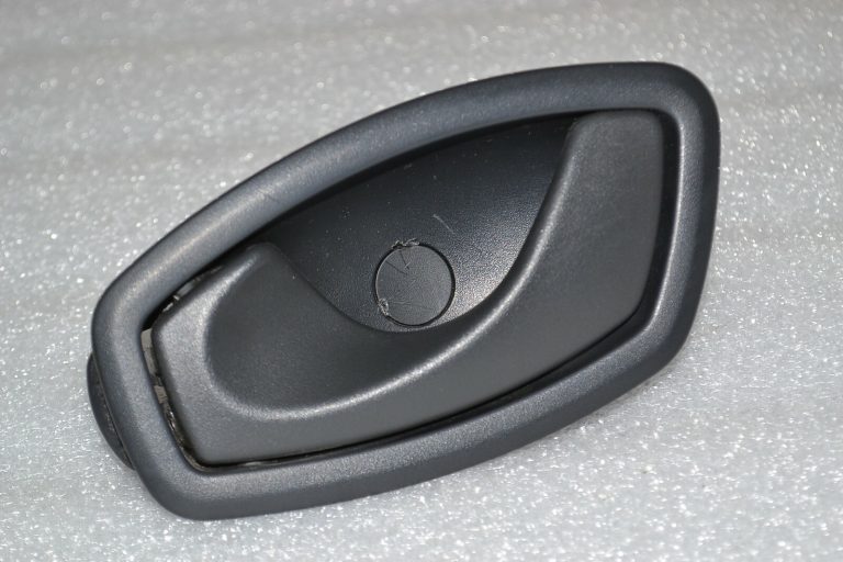 Renault Trafic III Vivaro B OE Iekšējo durvju rokturis priekšējais / aizmugurējais kreisais 806700006R