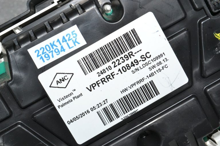 Renault Trafic III dīzeļdegvielas instrumentu kopa spidometrs 248102239R 248106465R 248105825R 248105825R