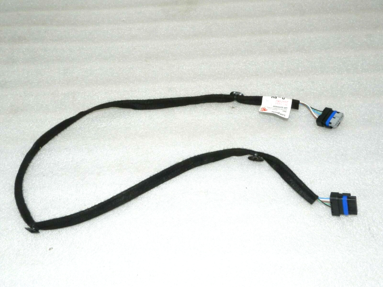 Renault Trafic III bīdāmo durvju slēdzenes siksna 241268768R 93455620