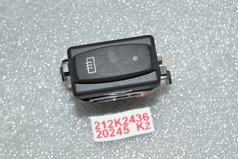 Renault Trafic II aizmugurējā stikla apsildes slēdzis 7700313155