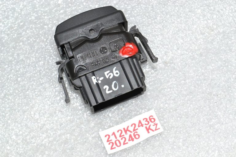 Renault Trafic II centrālās bloķēšanas ZV slēdzis 8200041254