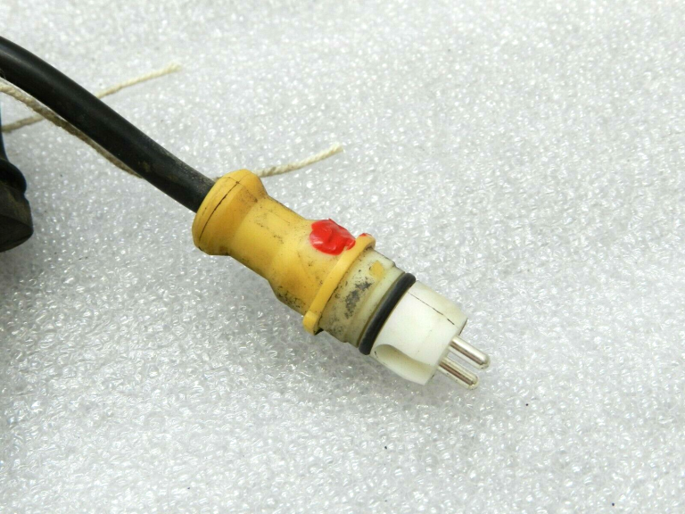 Renault Trafic II Opel Vivaro A ABS sensors Aizmugures ātruma sensors 8200724127