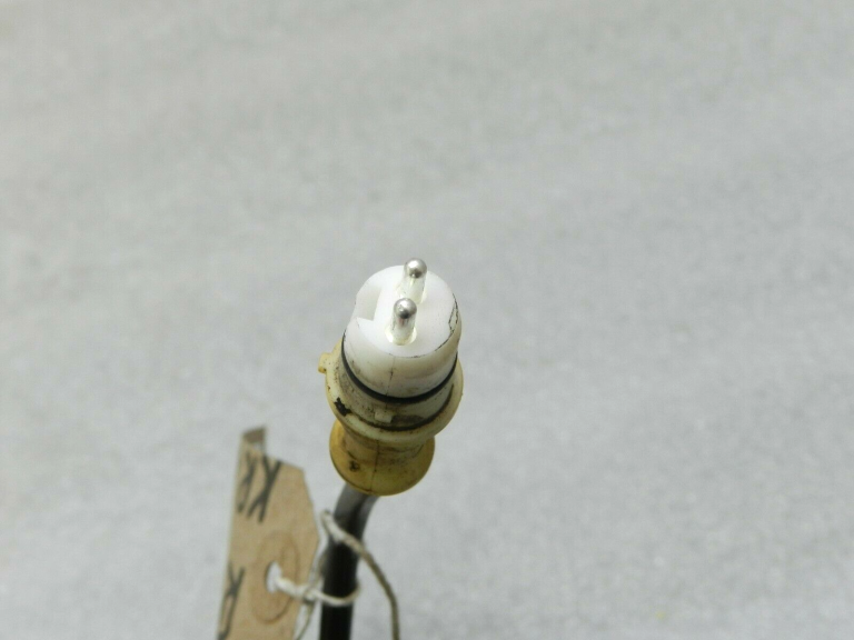 Renault Trafic II Opel Vivaro A ABS sensors Aizmugures ātruma sensors 8200724127