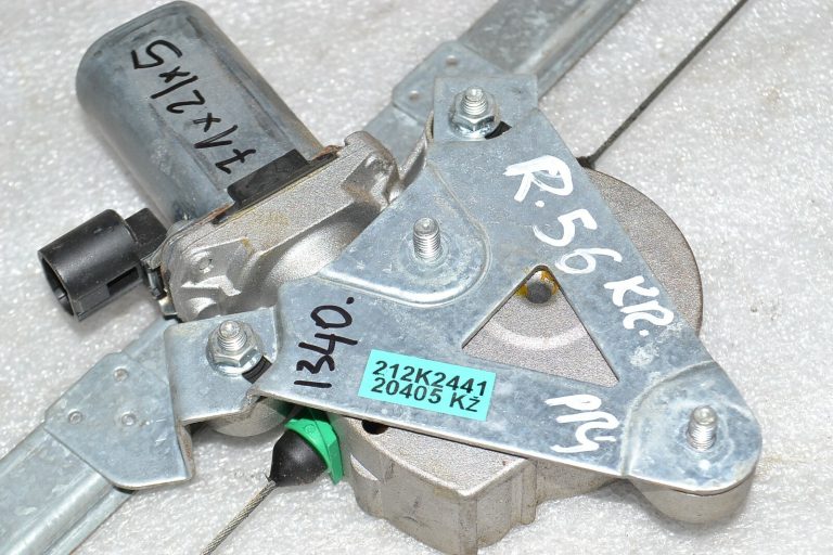 Renault Trafic II Opel Vivaro A Logu regulators priekšējais kreisais 7700311820