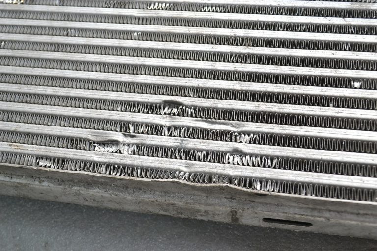 Renault Trafic II Opel Vivaro A dCi starpdzesētājs LLK 8200411160